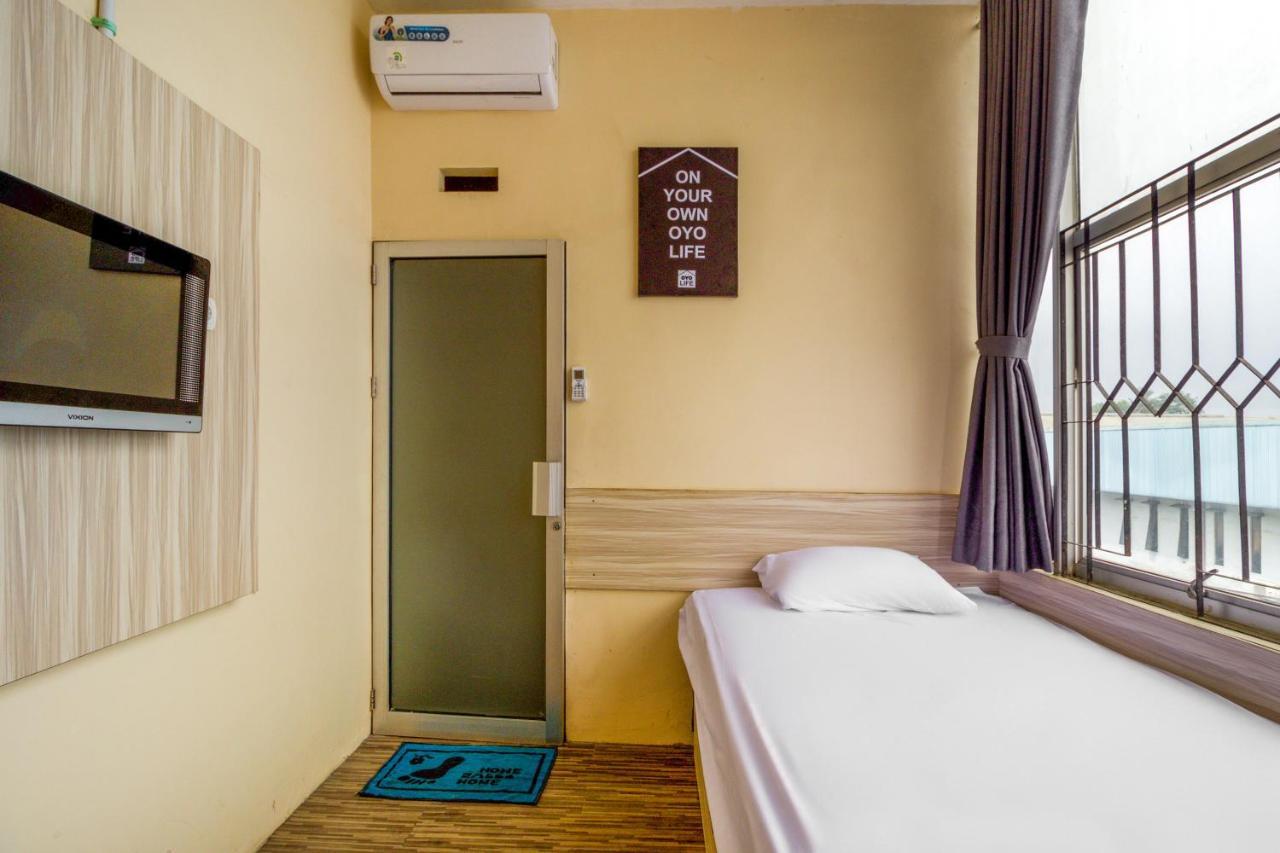 Oyo Life 3149 Guest House Ppli Бандунг Экстерьер фото